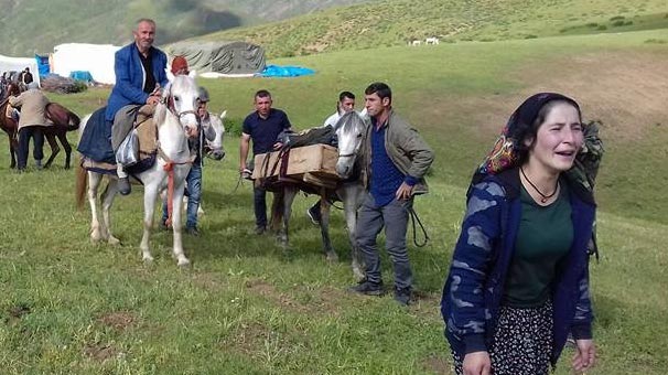 Koyun otlatırken yıldırım çarpan öğrenci hayatını kaybetti