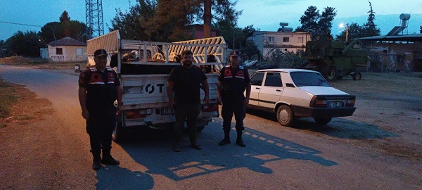Koyunları satan hırsız yakayı bakın nerede ele verdi!