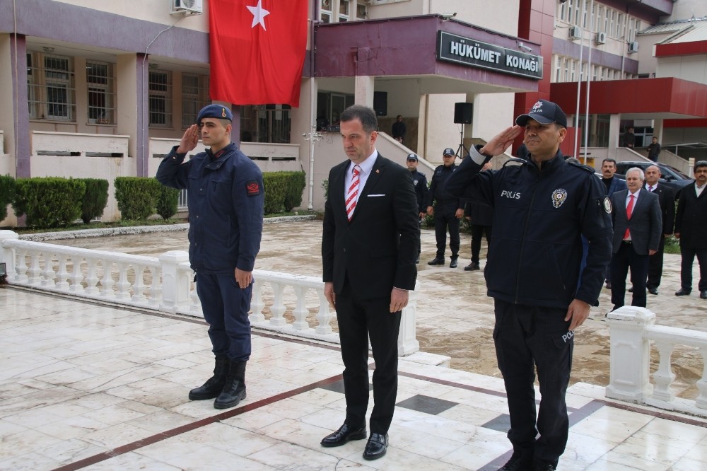 Kozan’da sade tören 