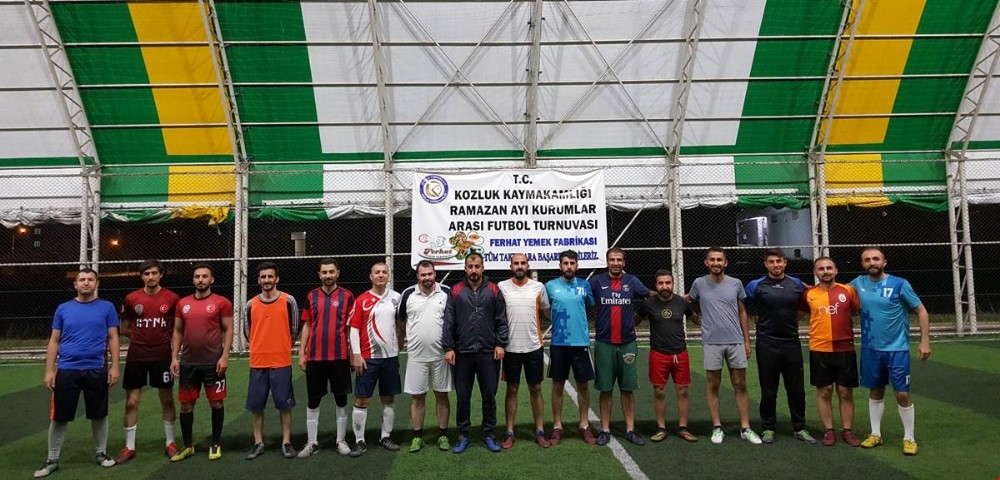 Kozluklular Ramazan ayında futbola doydu 
