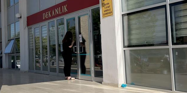KPSS'ye geç kaldı! Görevlileri böyle ikna etmeye çalıştı