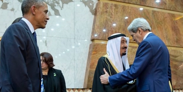 Kral ABD hayranı büyükelçiyi görevden aldı!