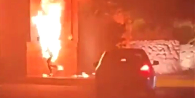 Kral Abdullah'a Gazze protestosu! Ürdün'de bir kişi kendini yaktı