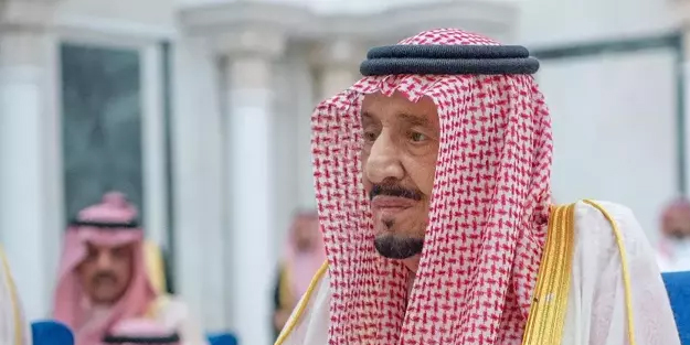 Kral Selman, yüksek ateş nedeniyle tedavi altında ilan edildi!