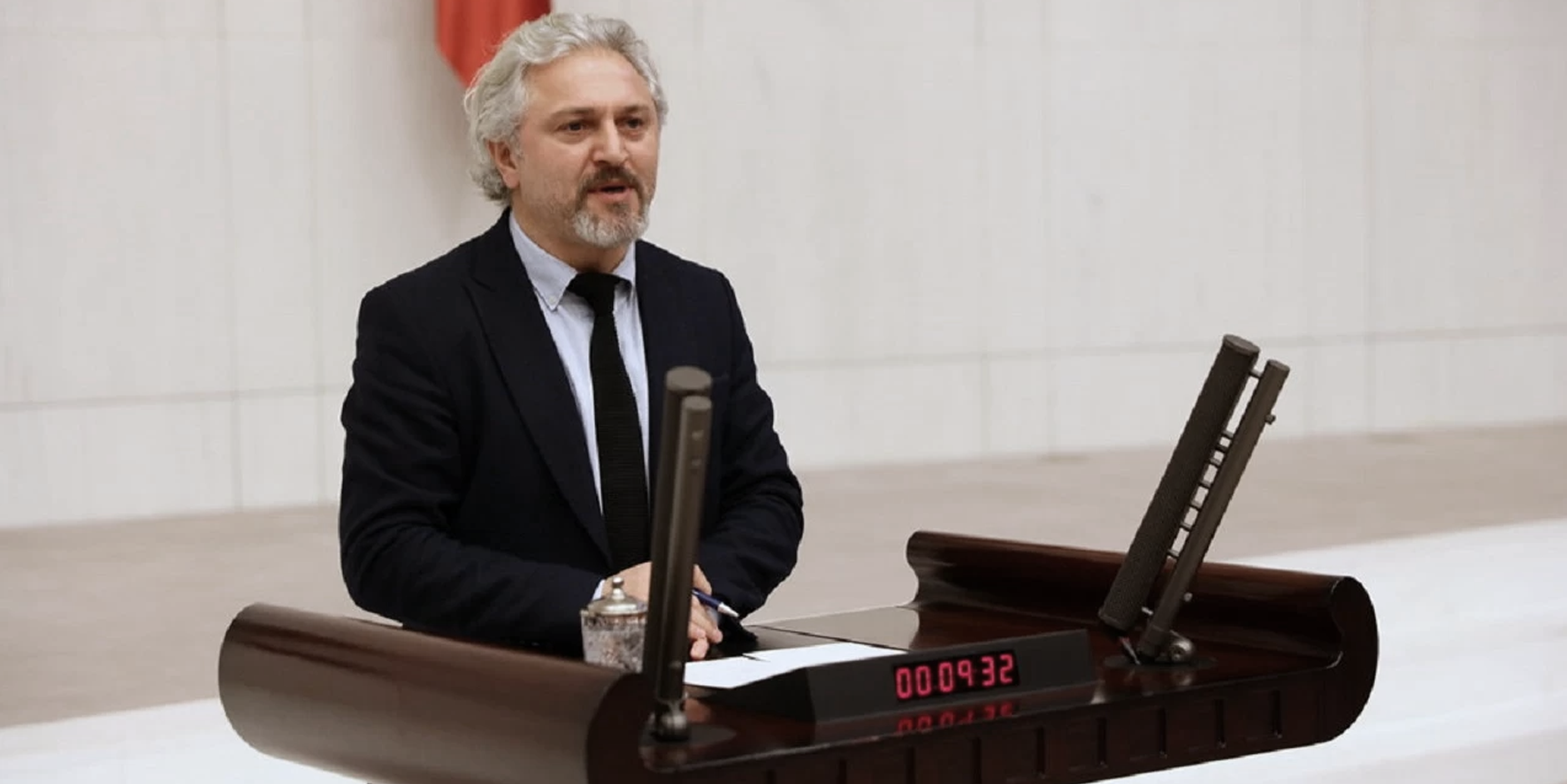 Kravatlı teröristler Meclis'te! HDP İzmir Milletvekili Murat Çepni, PKK’nın dağ kadrosuna eleman bulma görevlisi çıktı!