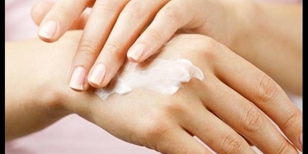 Krem ve merhem sürmek orucu bozar mı?