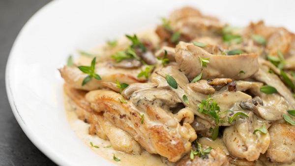 Kremalı tavuk sote nasıl yapılır? Kremalı tavuk tarifi