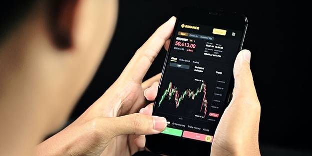 Kripto para yatırımcıları dikkat! Binance, işlemlerini durduruyor