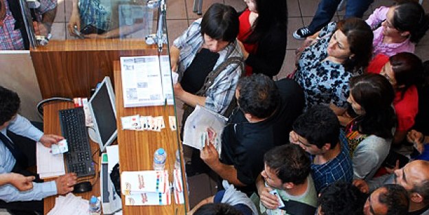 Üniversite harç alımları durduruldu!