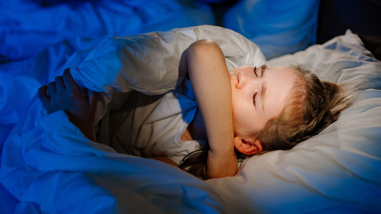 Kritik uyarı! Çocuklarda gece aniden başlayan öksürüğe dikkat