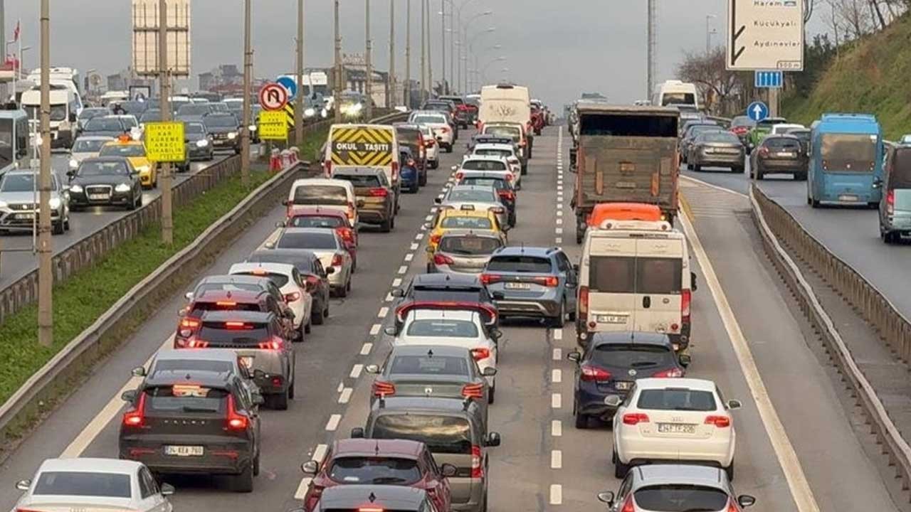 Kriz çıkmıştı! Hangi plakaların değişeceği açıklandı