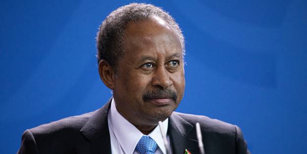 Kriz derinleşiyor! Ülkenin başbakanı istifa etti