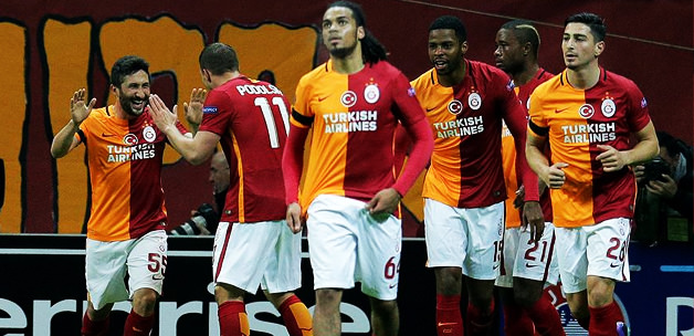 Krizdeki Galatasaray'dan futbolculara şaşırtan jest!