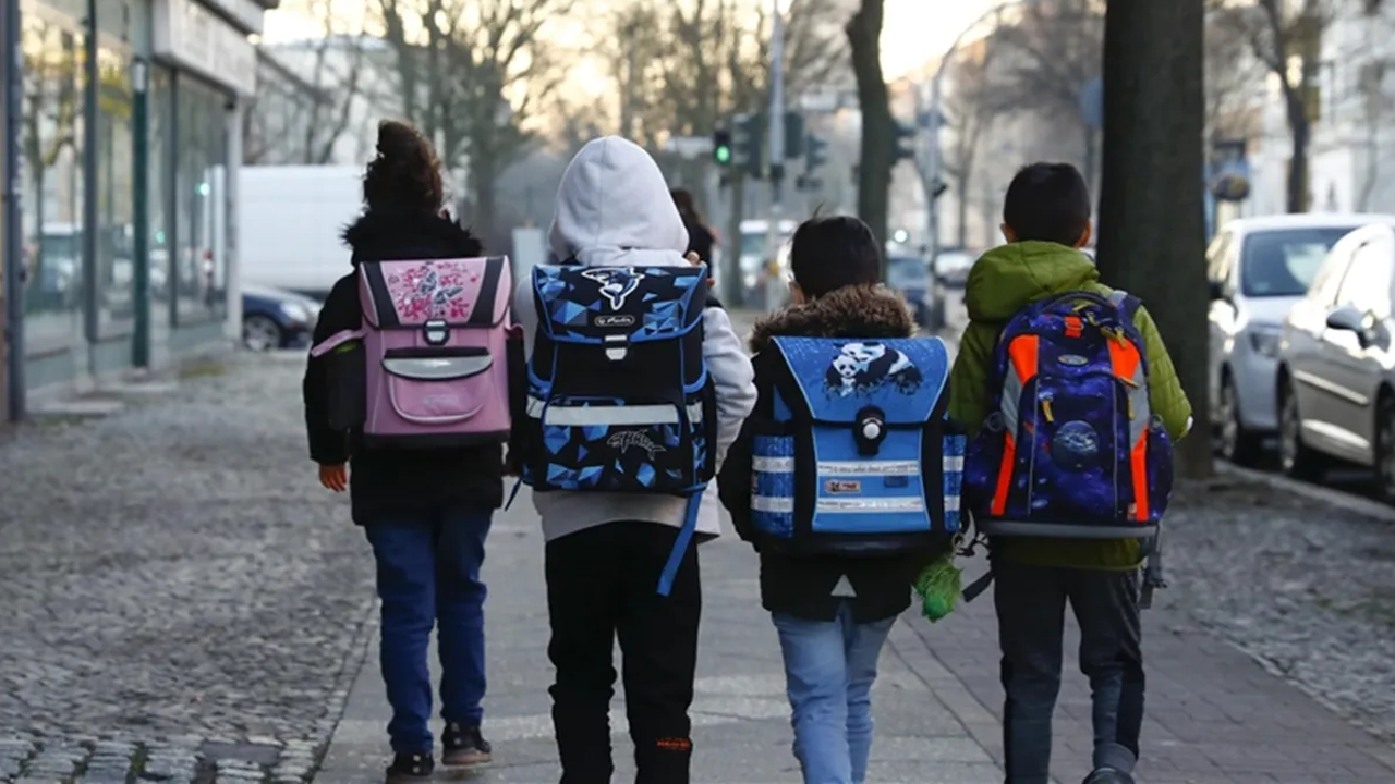 Krize hazırlık eğitimi: Almanya okullarında savaş ve felaket eğitimi başlıyor