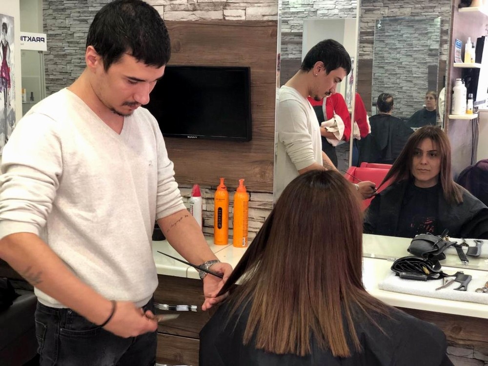 Kuaförlerin gelin randevuları yarı yarıya düştü 