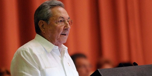 Küba'dan Guantanamo talebi