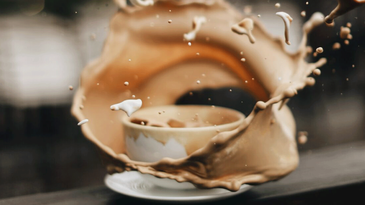 Kucağına 1 fincan kahve döküldü 50 milyon dolar kazandı