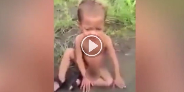 Küçük çocuğa işkence görüntüleri tüm dünyayı sarstı!