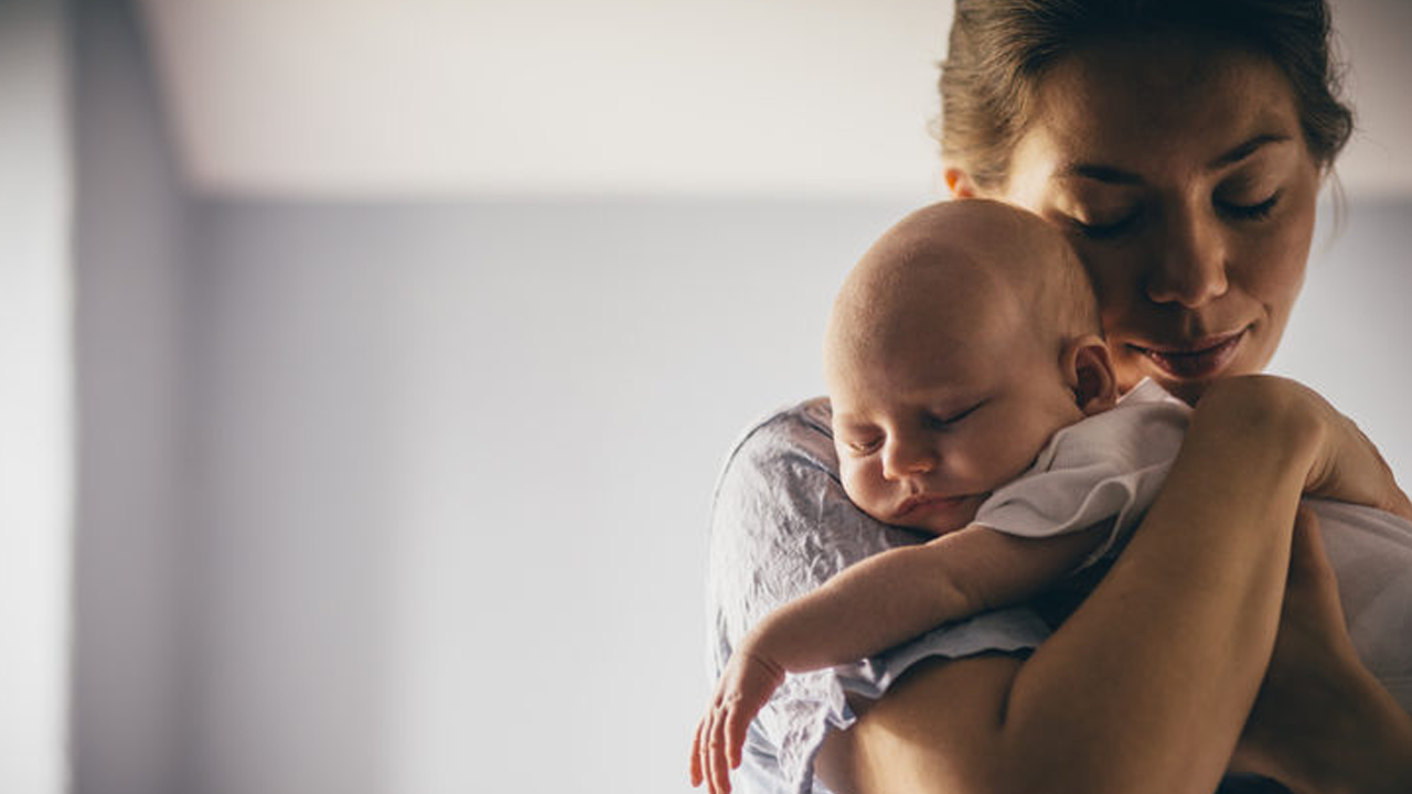 Küçük çocuğu olan annelere deprem izni!