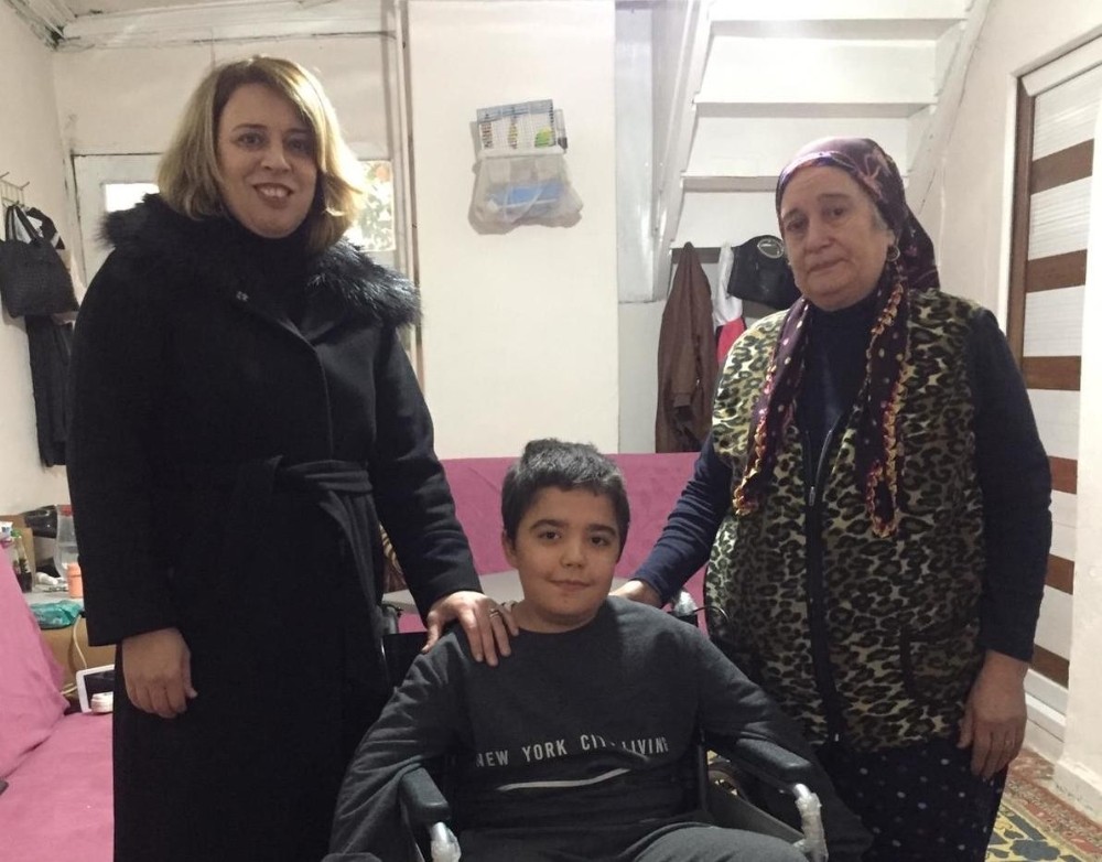 Küçük Efe’nin yüzü güldü 