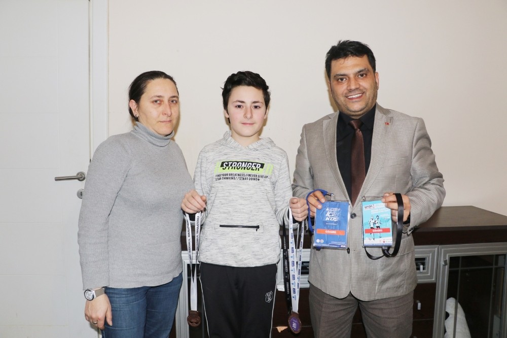 Küçük Melikşah’a Başkan Köken’den hediye 
