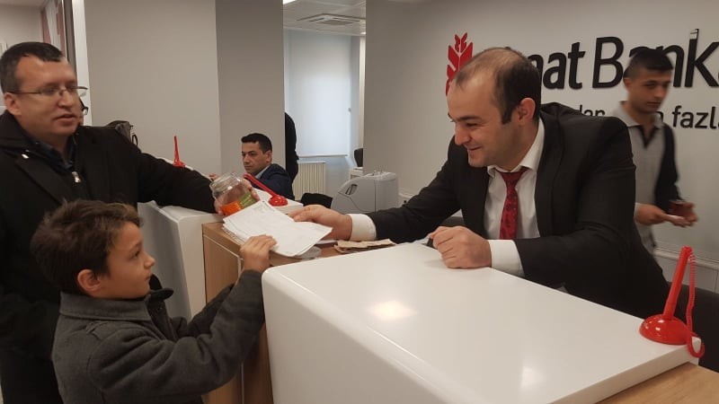 Küçük Mücahit’in depremzedelere desteği yürekleri ısıttı 