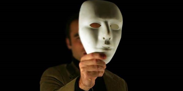 Küçük yalanların zararı büyük