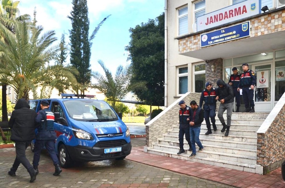 Küçükbaş hırsızları jandarma özel ekiplerine yakalandı 