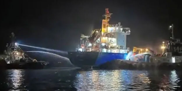 Küçükçekmece açıklarında tankerde yangın! Ekipler müdahale ediyor