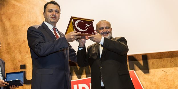 Küçükçekmece 'Biz Ümmetin Umuduyuz' dedi