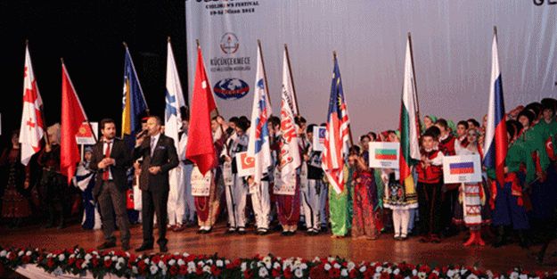 Küçükçekmece dünya çocuklarını kucakladı