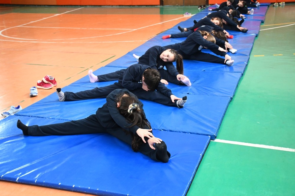 Küçükçekmece’de kış spor okulları başladı 