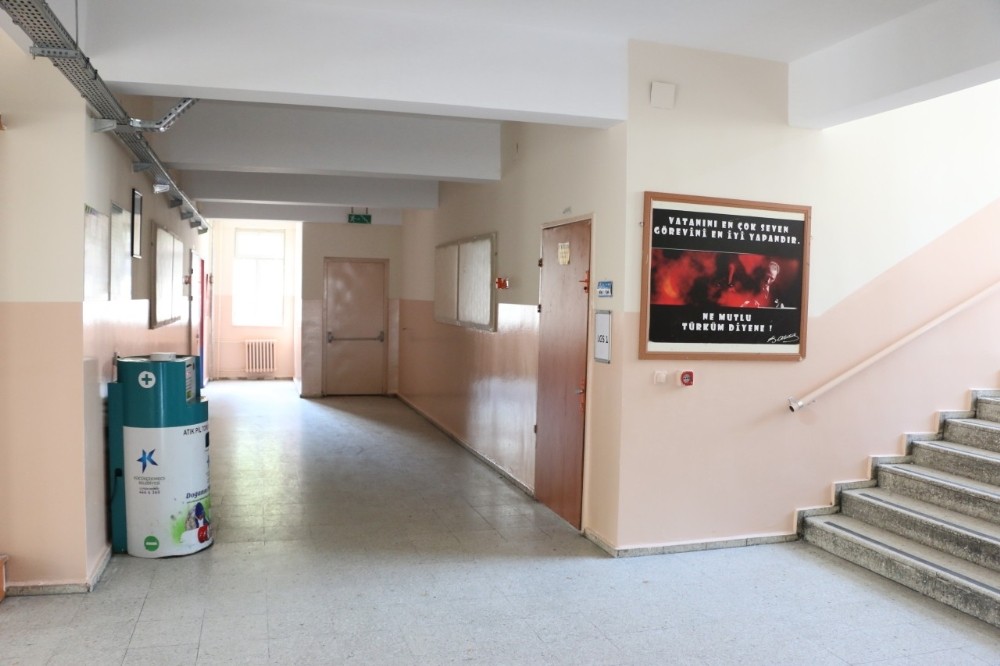 Küçükçekmece’de okullar yeni döneme hazır 
