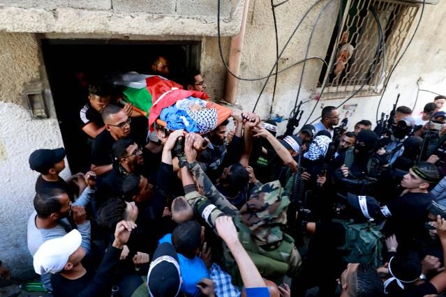 Kudurmuş İsrail bir yılda bakın kaç çocuğu şehit etmiş