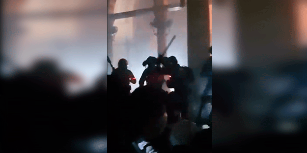 Kudüs özgürleşmedikçe hepimiz tutsağız! Mescid-i Aksa'da skandal görüntüler