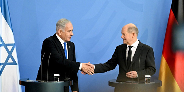 Küffar İsrail'e destek için yarışıyor!