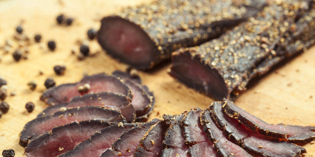 Küflü gıdalar: tarihi geçen tüketilebilir mi? Hangileri güvenli, hangileri değil? Bakın ne yapıyor, ne hale geliyor!