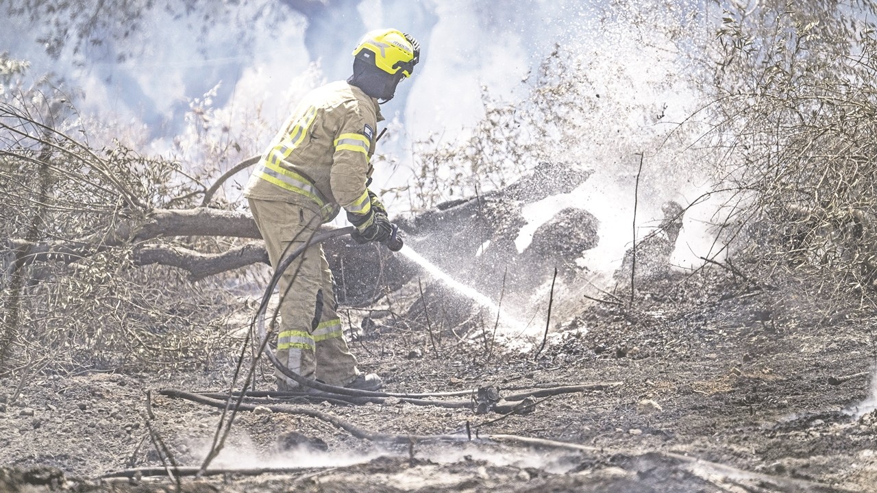 Kül olasın İsrail