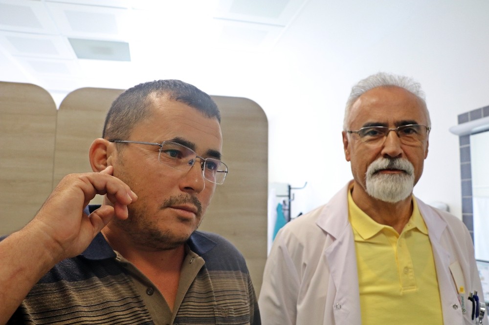 Kulağından çıkan canlı, doktorları bile şaşkına çevirdi 