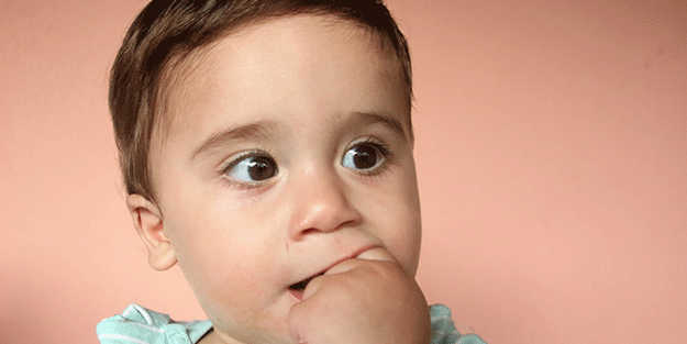 Kulaklara küpe olacak bilgiler! Çocuğunuz her şeyi ağzına götürüyorsa ne yapılmalı?