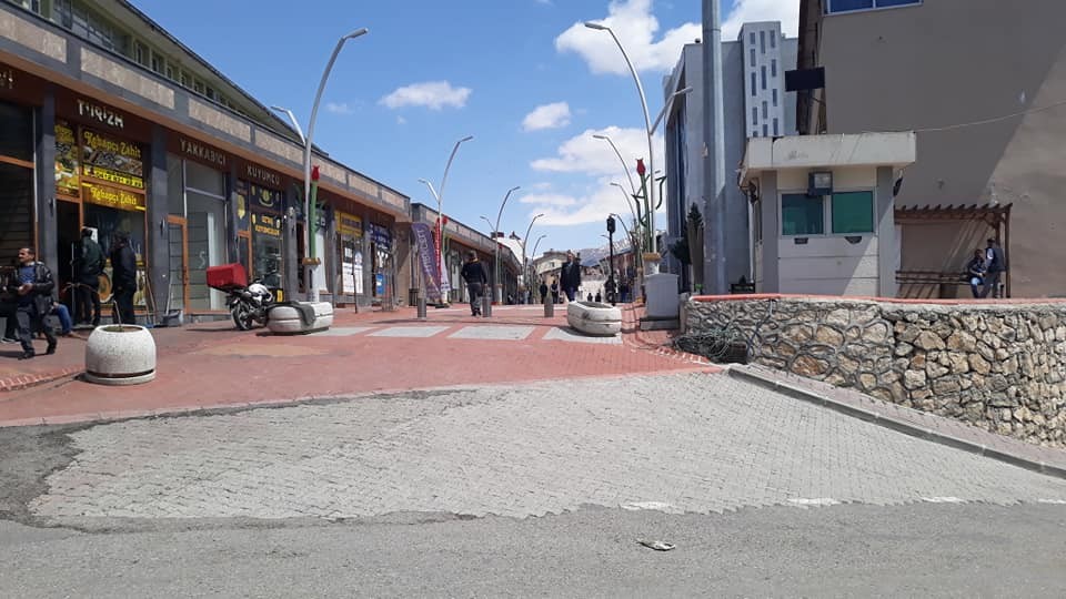 Kulp’ta hayat kısmen normale döndü 