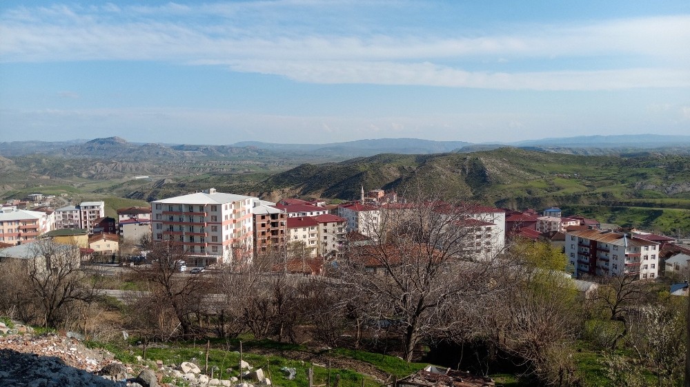 Kulp’ta hain saldırıda şehit olan siviller için sela okundu 