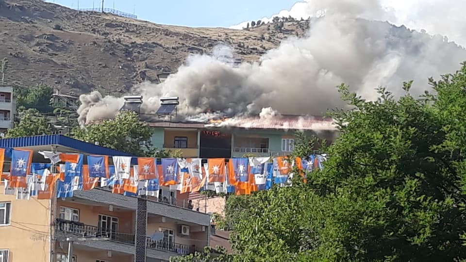 Kulp’ta korkutan yangın 