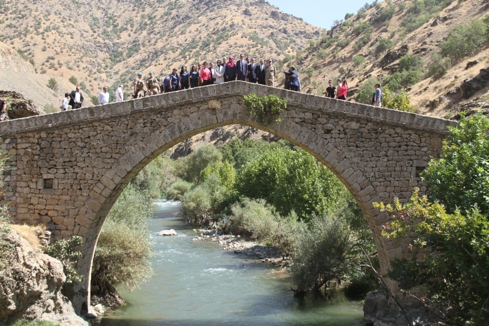 Kültür ve Sanat Politikaları Kurulu üyeleri Şemdinli ’de 