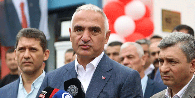 Bakan Ersoy: Hedef 5 milyon İngiliz turist