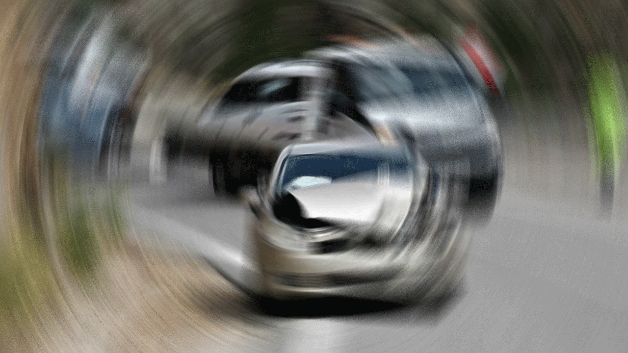 Kulüp başkanı yayaya çarptı