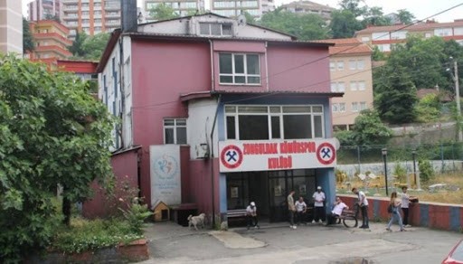 Kulüp binasına korona virüs engeli 