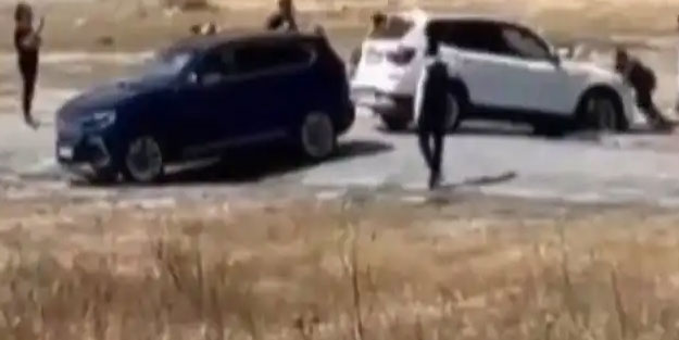 Kuma batan BMW'nin yardımına Togg yetişti