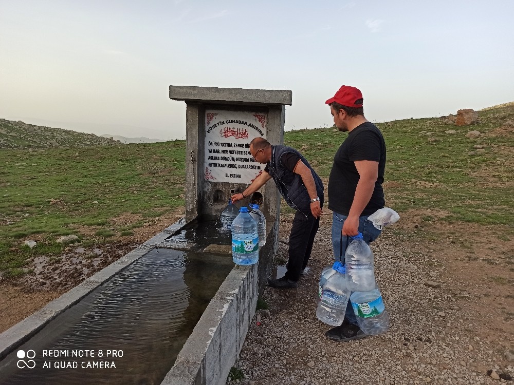 Kumalar Dağı’ndaki şifalı su Ramazan ayında ilgi odağı oluyor 