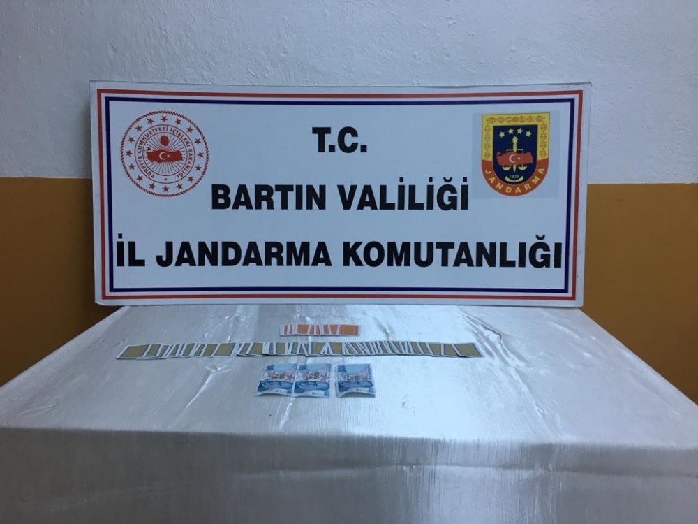 Kumar baskınında yakalanan 14 kişiye 60 bin TL ceza 